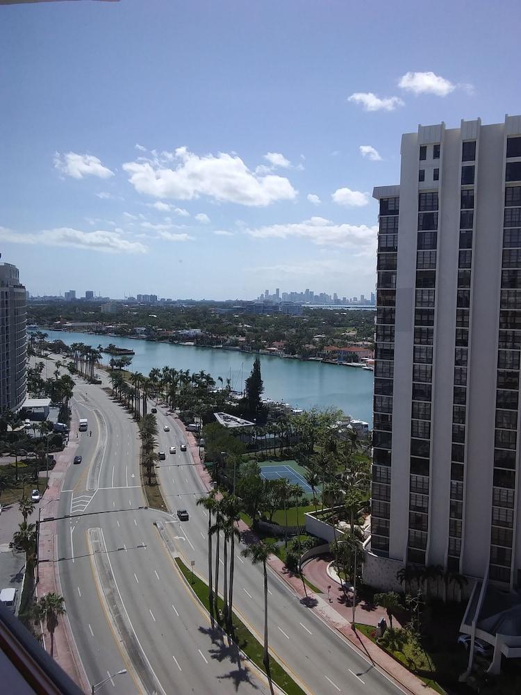 Dw Oceanfront Resort ميامي بيتش المظهر الخارجي الصورة